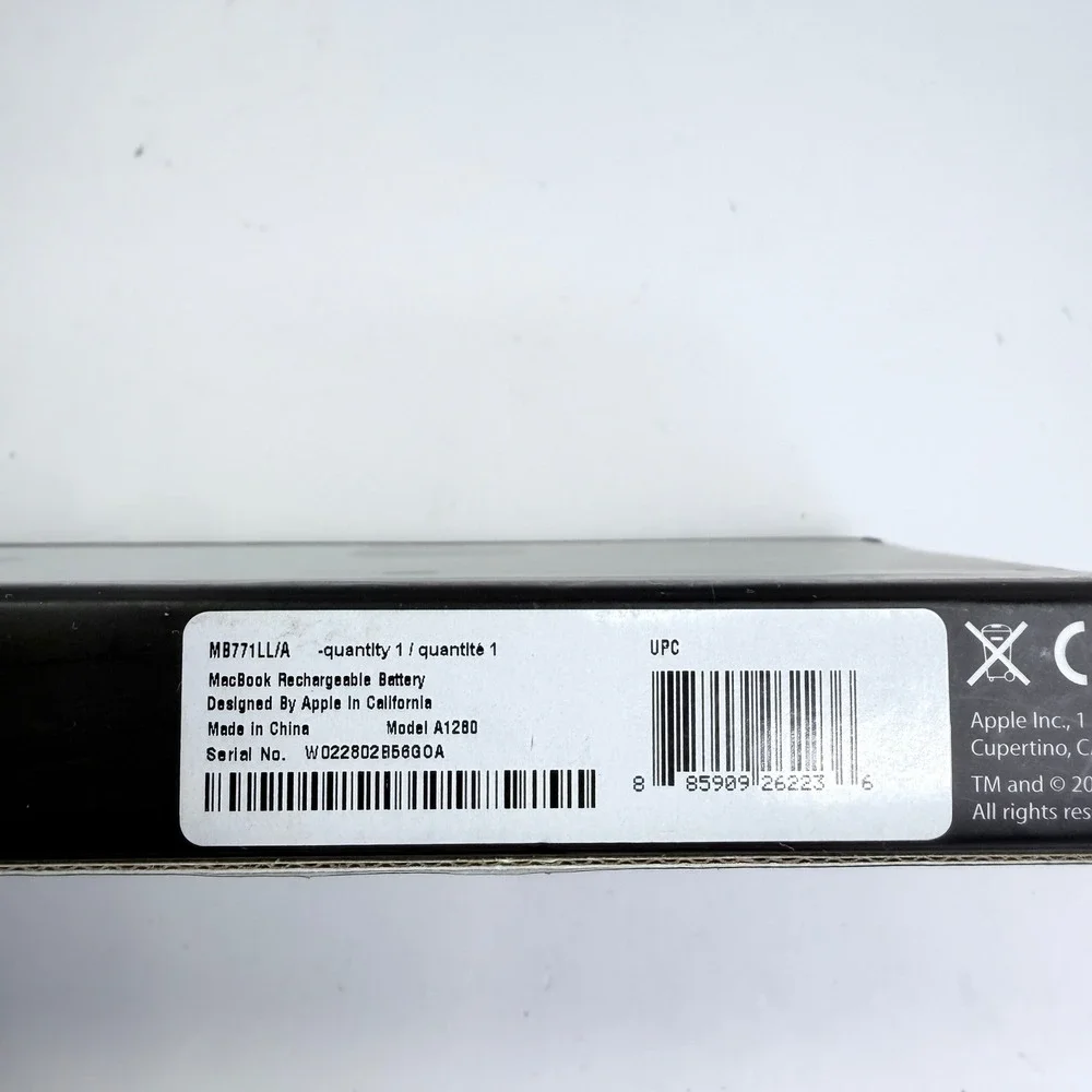 Apple macbook rechargeable